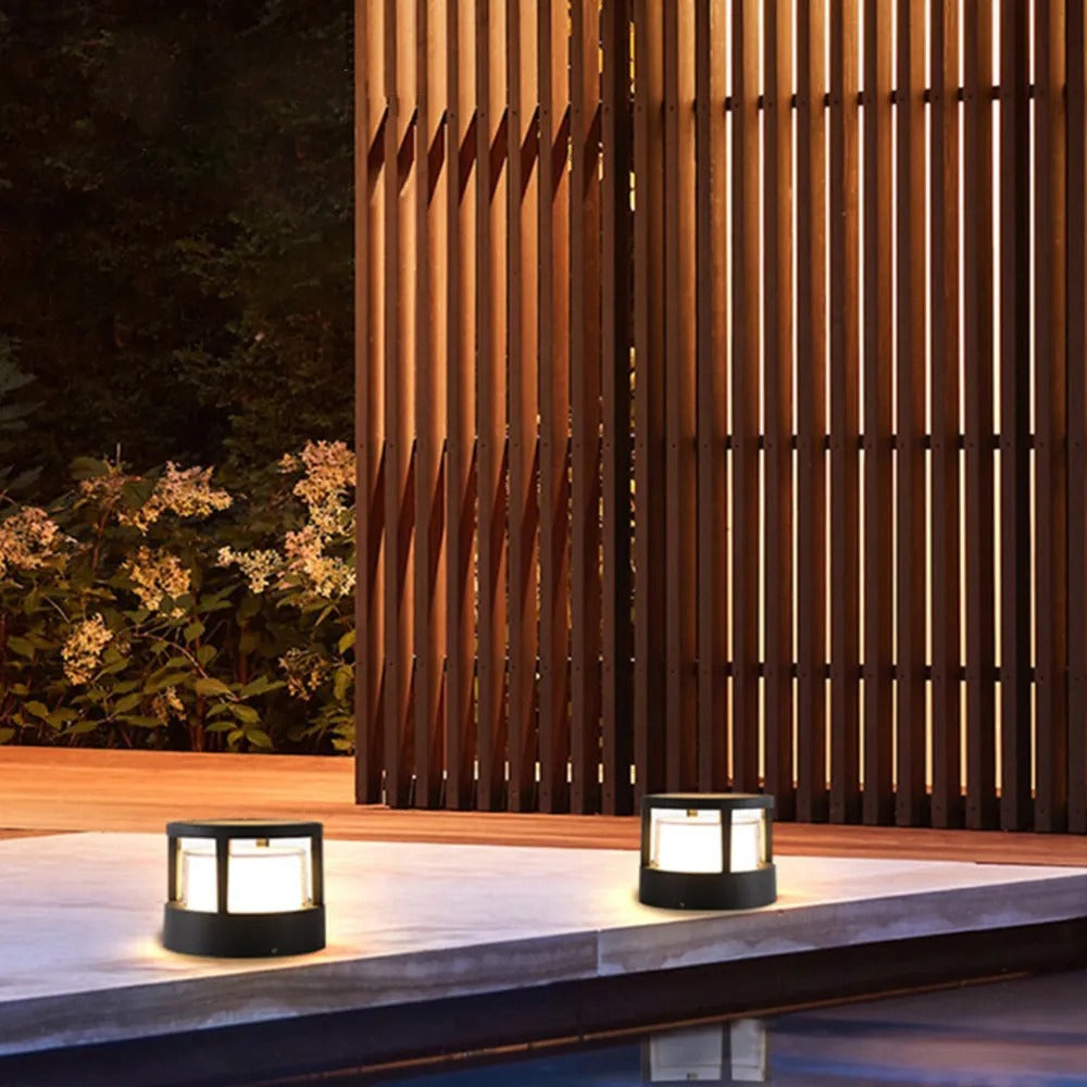 Ray Modern Metal Cylindrical Outdoor Bollard Light