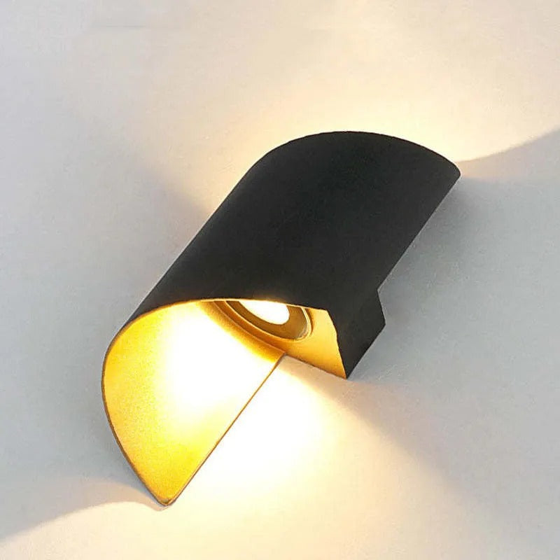Ray Modern Conch Shape Metal Indoor Wall Lamp