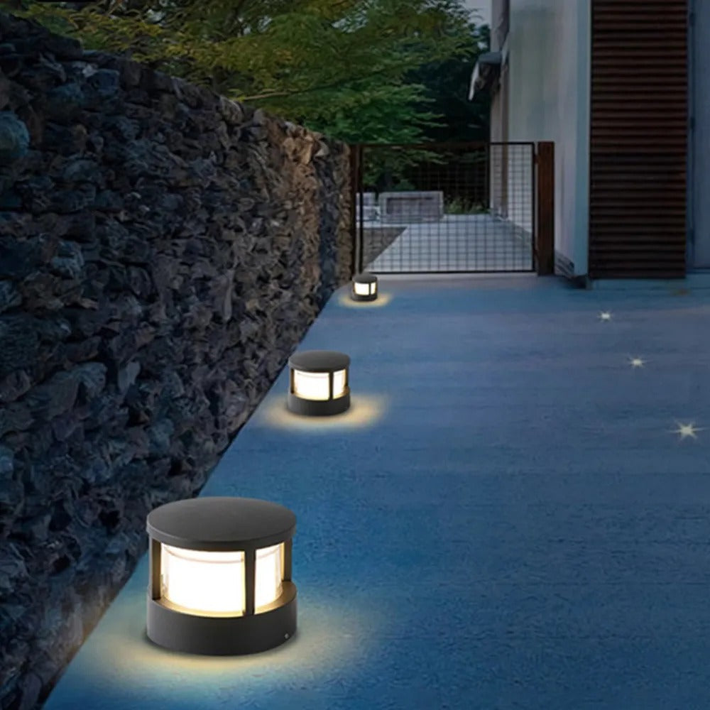 Ray Modern Metal Cylindrical Outdoor Bollard Light