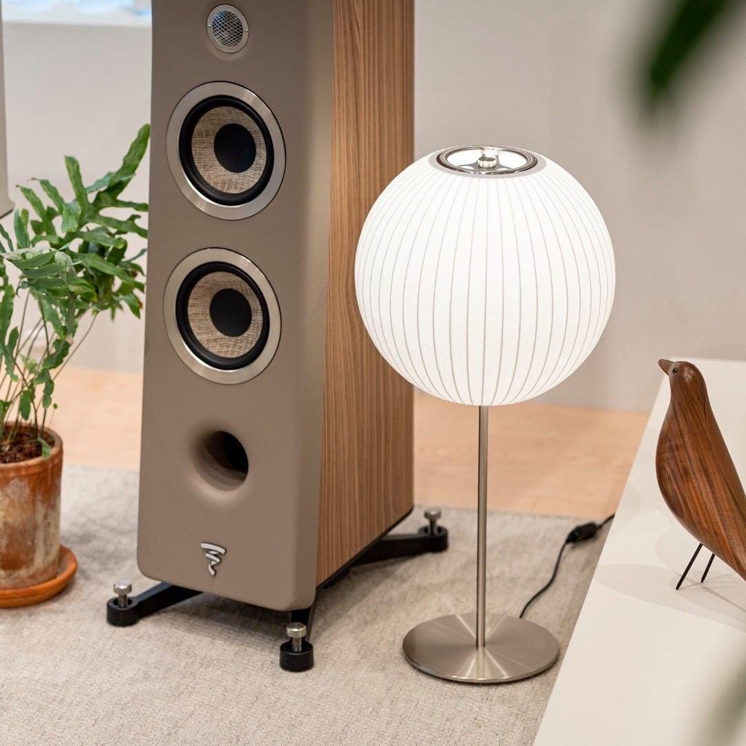 Solisive Steel Artistic Table Lamp - Letslighting