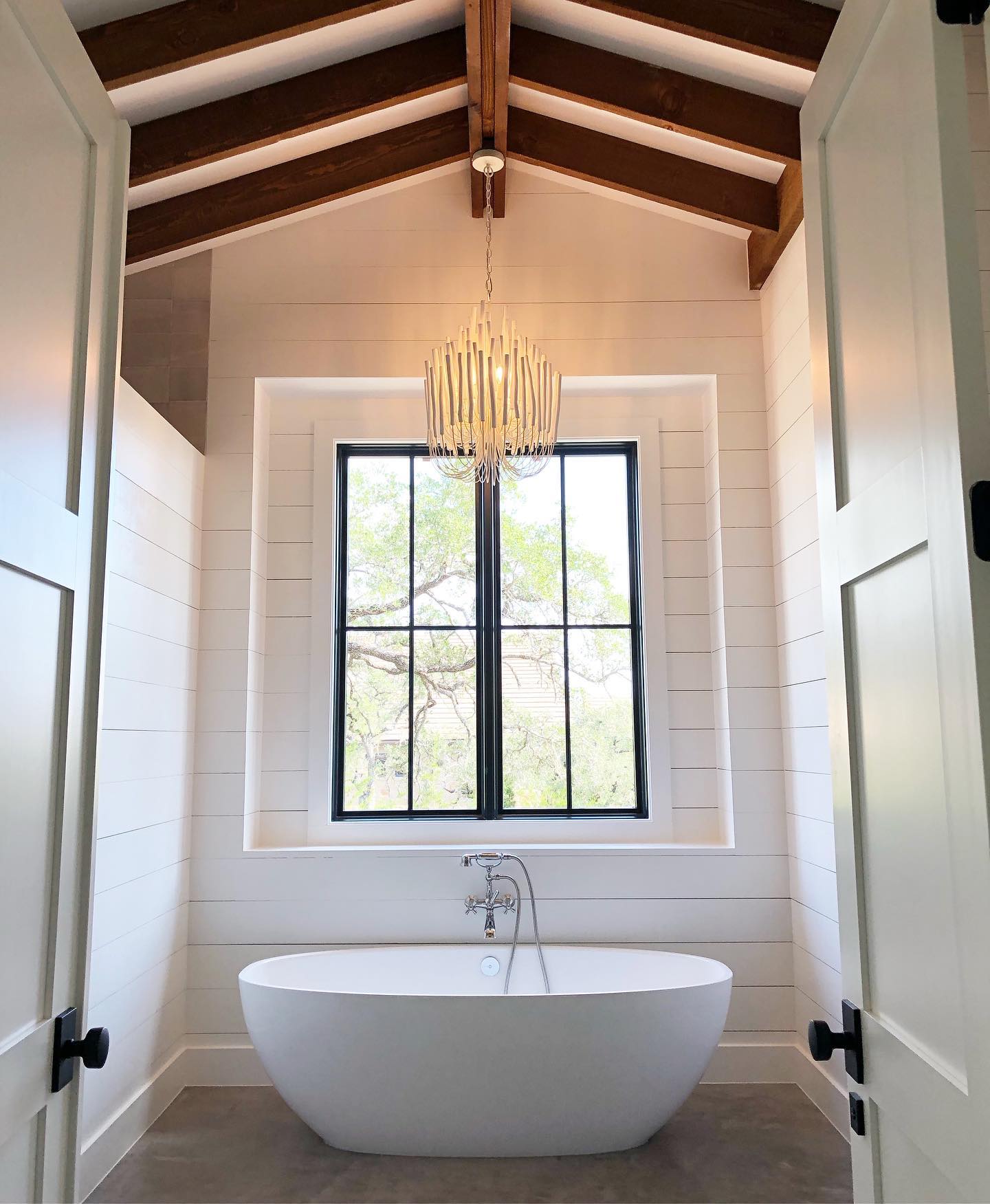 Ulshayra Postmodern Luxury Multi-Stick Wooden Chandelier - Letslighting